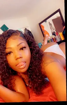 OnlyFans cuenta prettylorraine1 avatar 1