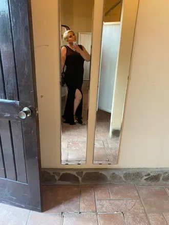OnlyFans account  valcatf avatar 1