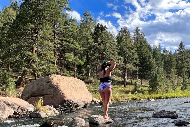 OnlyFans cuenta mermaidinthemountains header 2