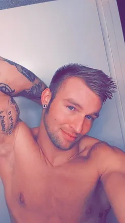 OnlyFans cuenta joshislive4u header 2