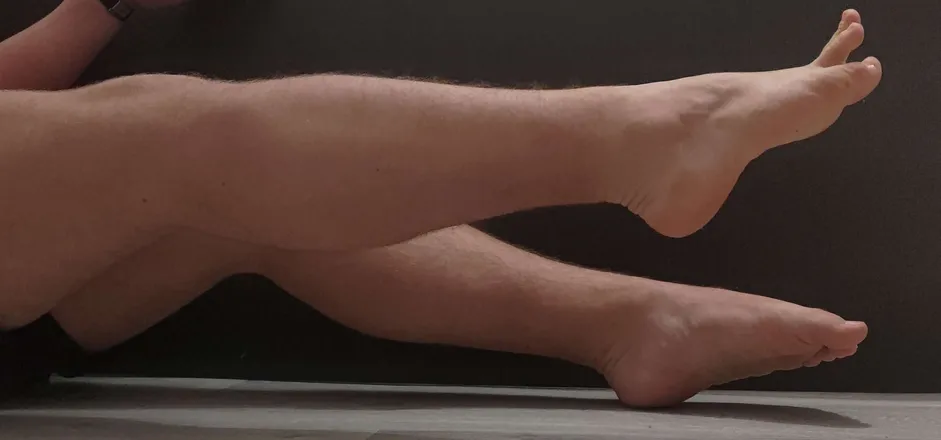 OnlyFans cuenta justfeetfromfrance header 2