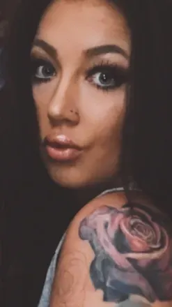 OnlyFans cuenta taralynnof avatar 1