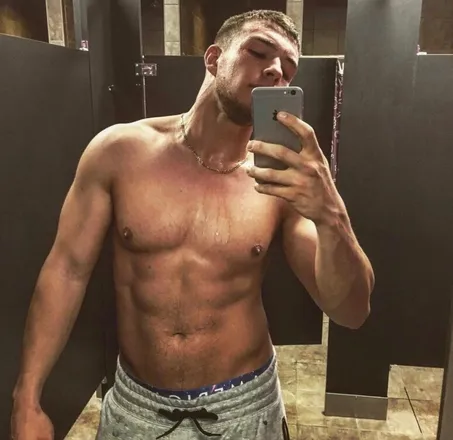 OnlyFans cuenta risingstaroftv header 2