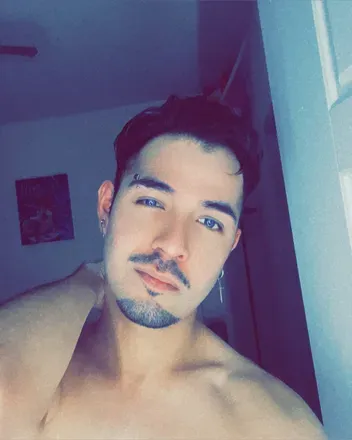 OnlyFans cuenta kennadams23 avatar 1