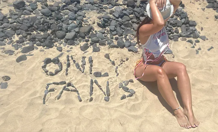 OnlyFans cuenta celinecesco header 2