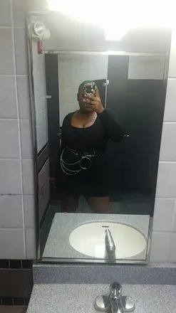 OnlyFans cuenta uhhkierra avatar 1