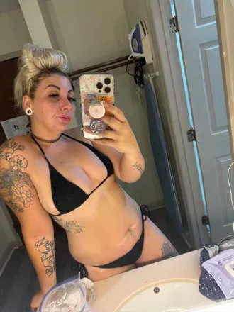 OnlyFans cuenta toomuchmoliie avatar 1