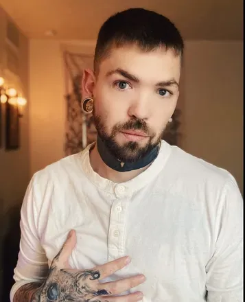 OnlyFans cuenta the_nativeviking avatar 1