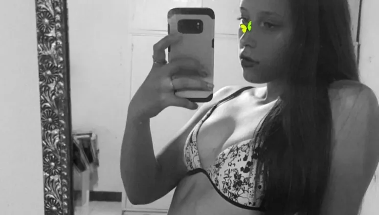 OnlyFans account  annef header 2
