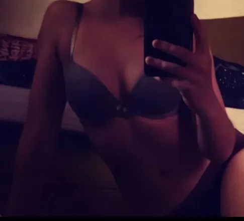 OnlyFans cuenta u259787247 header 2