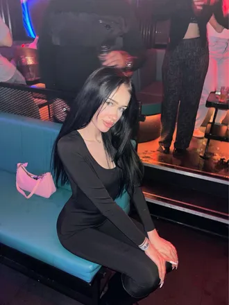 OnlyFans cuenta loverosee.q header 2