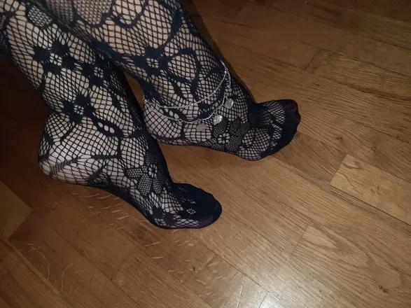 OnlyFans cuenta feetgoddess990 header 2