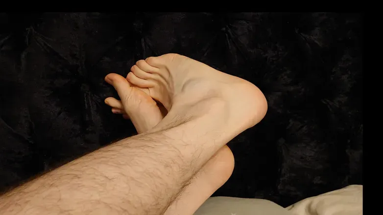OnlyFans cuenta alienlovefeet avatar 1