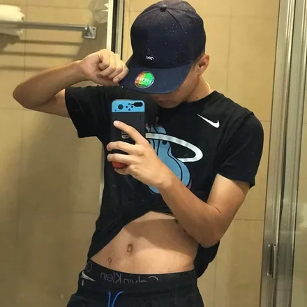 OnlyFans cuenta charliicastillo header 2