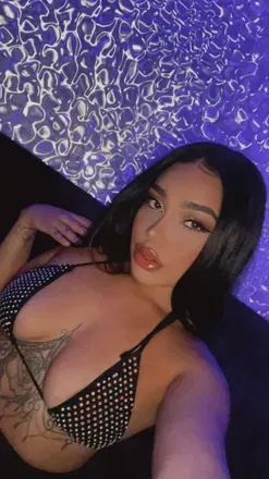 OnlyFans cuenta theeloveelyparis avatar 1