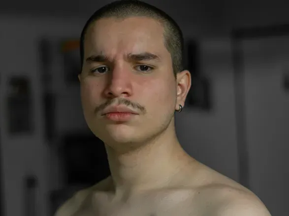 OnlyFans cuenta eselcuervo avatar 1