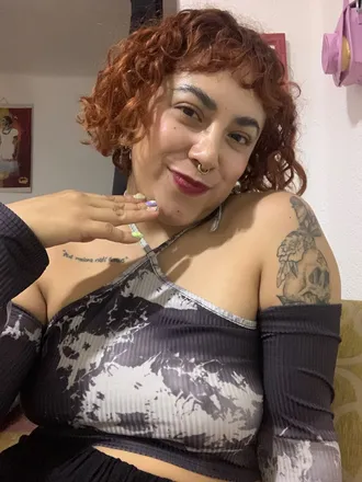 OnlyFans cuenta lachinagirl header 2