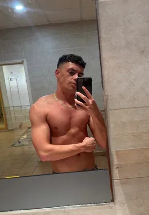 OnlyFans cuenta tommyleeuk avatar 1