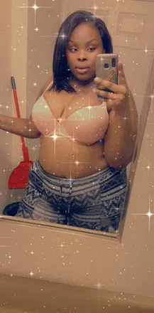 OnlyFans cuenta lucymarie24 header 2
