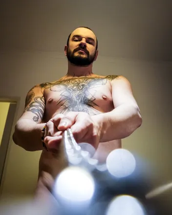 OnlyFans cuenta vincevondikefree header 2