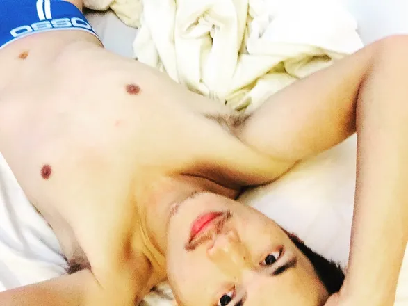 OnlyFans account  sonphong header 2