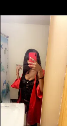 OnlyFans cuenta prettypetitesexccc header 2