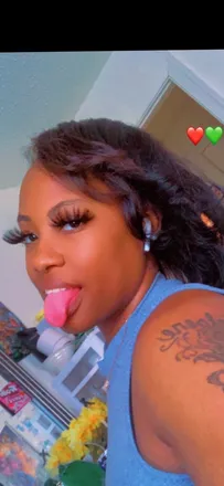 OnlyFans cuenta prettybrownskinn25 header 2
