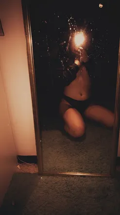OnlyFans cuenta lizzierose469 header 2