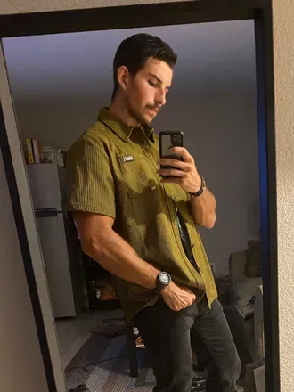 OnlyFans cuenta oni-stache header 2