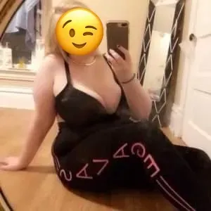 OnlyFans cuenta desperate4xo avatar 1