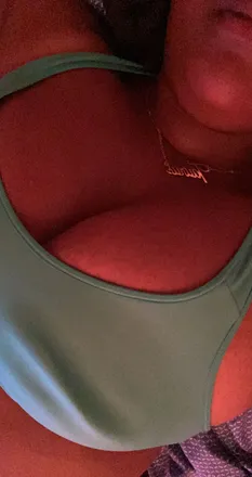 OnlyFans cuenta juugbrat header 2