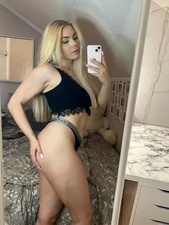 OnlyFans cuenta cutelucymiller avatar 1
