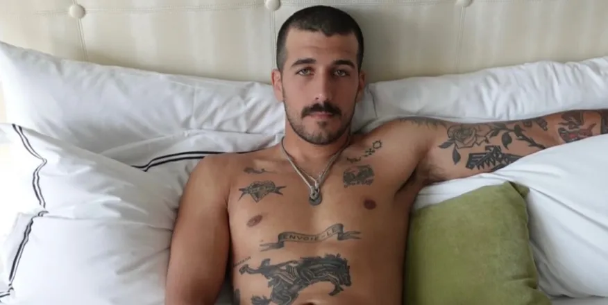 OnlyFans cuenta rickyrav header 2