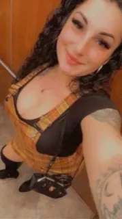 OnlyFans account  italianqueen92 avatar 1