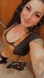 OnlyFans of italianqueen92