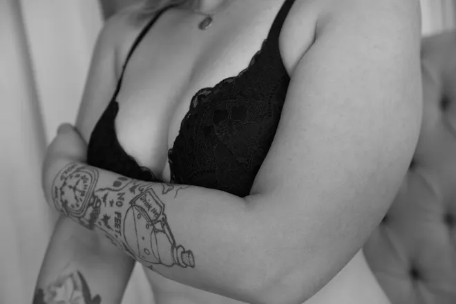 OnlyFans cuenta clarahjoness header 2