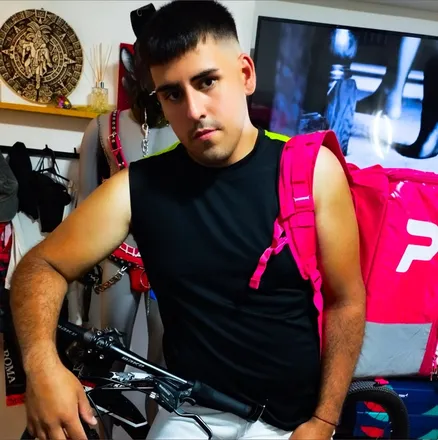 OnlyFans account  rodrig2000 header 2
