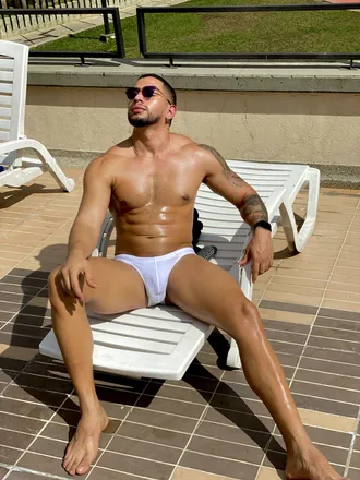 OnlyFans cuenta anyelosuarez7 header 2
