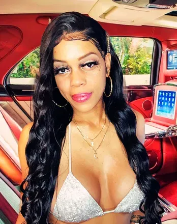 OnlyFans cuenta prettypinkysmaids avatar 1