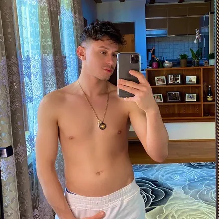 OnlyFans cuenta catalinviorel97 header 2