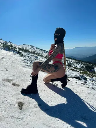 OnlyFans cuenta saphira_ink header 2