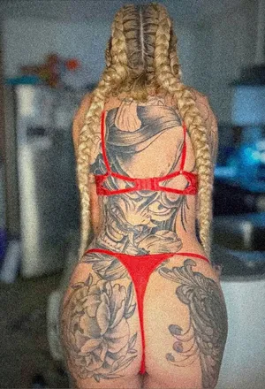 OnlyFans cuenta veronicavantof header 2