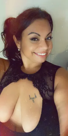 OnlyFans cuenta angelhoneyeyez header 2