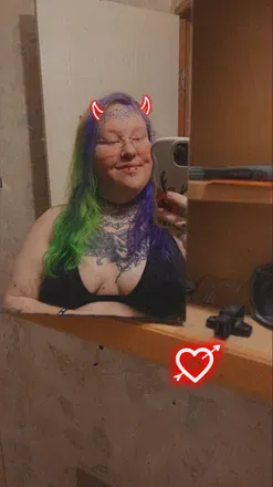 OnlyFans cuenta stonerbitxhh avatar 1