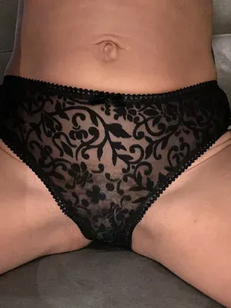 OnlyFans cuenta little-bit-cute avatar 1
