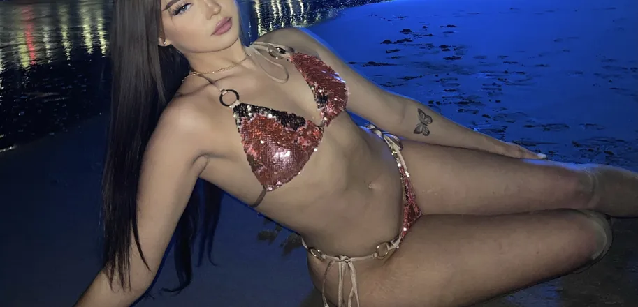 OnlyFans cuenta jilliansofoxy header 2