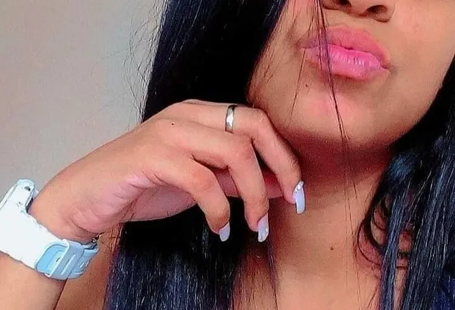 OnlyFans cuenta lindac18 header 2