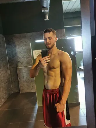 OnlyFans cuenta tom37581249 avatar 1