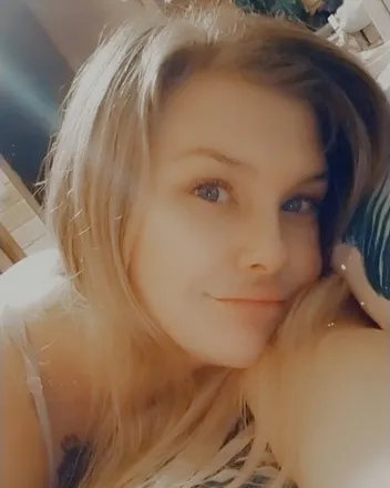 OnlyFans account  renegadevikingbabe avatar 1