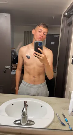 OnlyFans cuenta daddyzach10 header 2